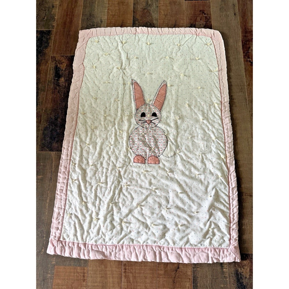 Quilt Flannel Hand Quilted Embroidered Baby Blanket Cotton Bunny Vtg 52 "X 37" - Picture 3 of 5